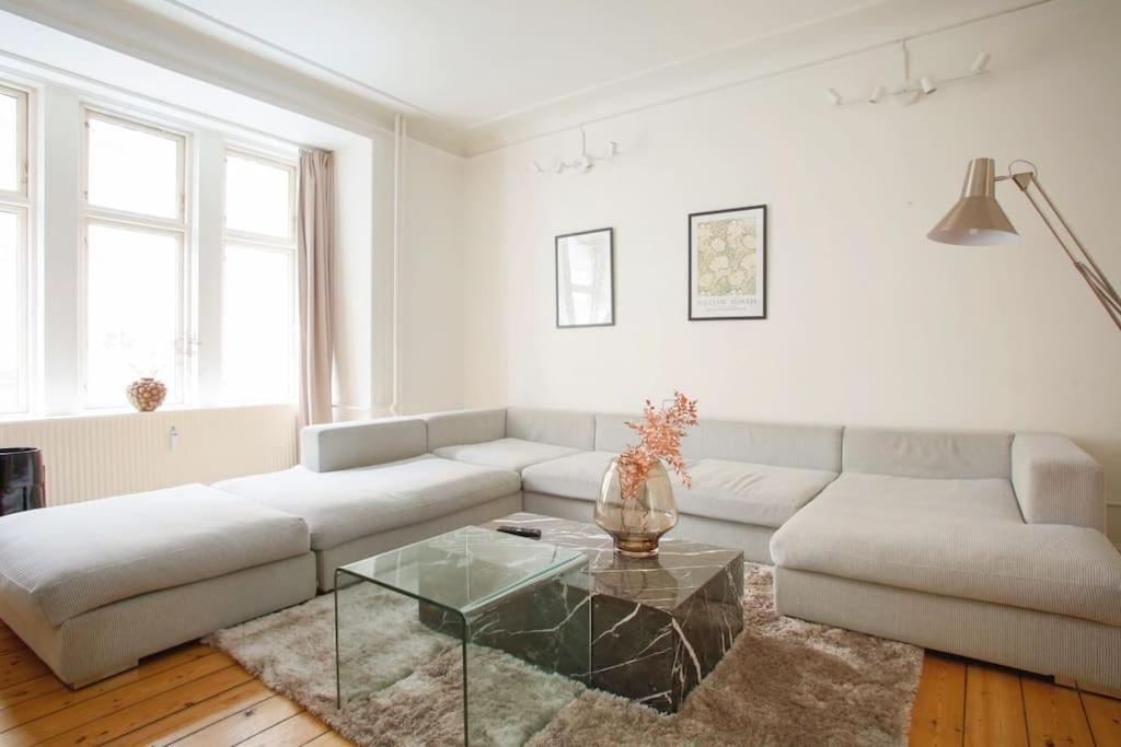 Large & Bright 3Br Apartment W Whirlpool Near Metro Koppenhága Kültér fotó