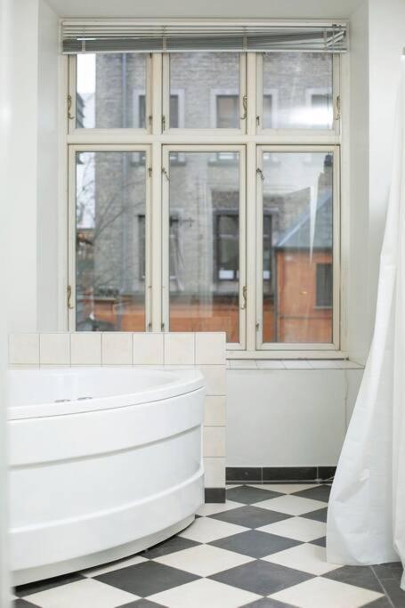 Large & Bright 3Br Apartment W Whirlpool Near Metro Koppenhága Kültér fotó