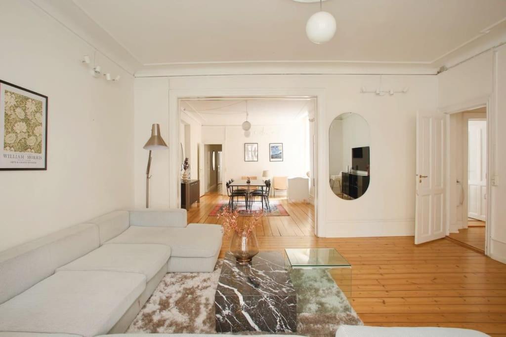 Large & Bright 3Br Apartment W Whirlpool Near Metro Koppenhága Kültér fotó