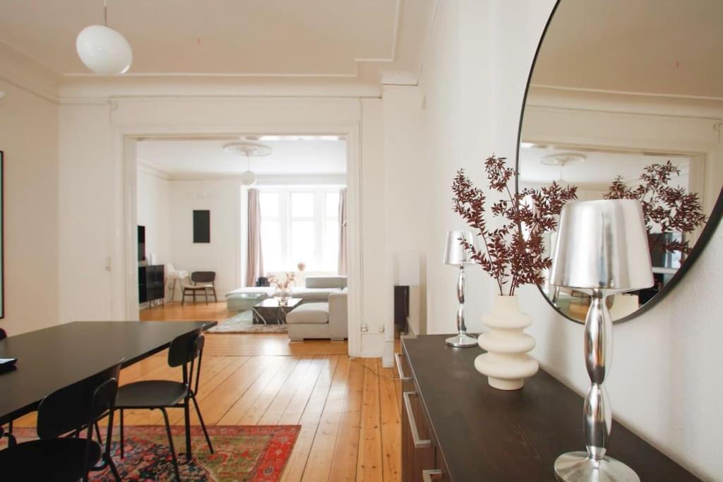 Large & Bright 3Br Apartment W Whirlpool Near Metro Koppenhága Kültér fotó